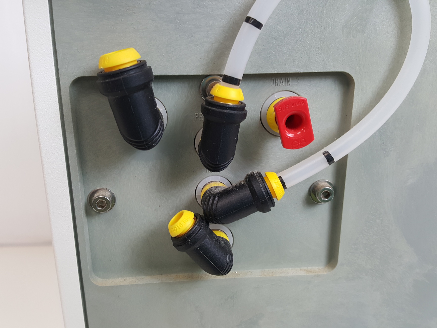 Image of Millipore Milli-Q Academic Water Purification System  Cat no. ZMQS50001 Lab