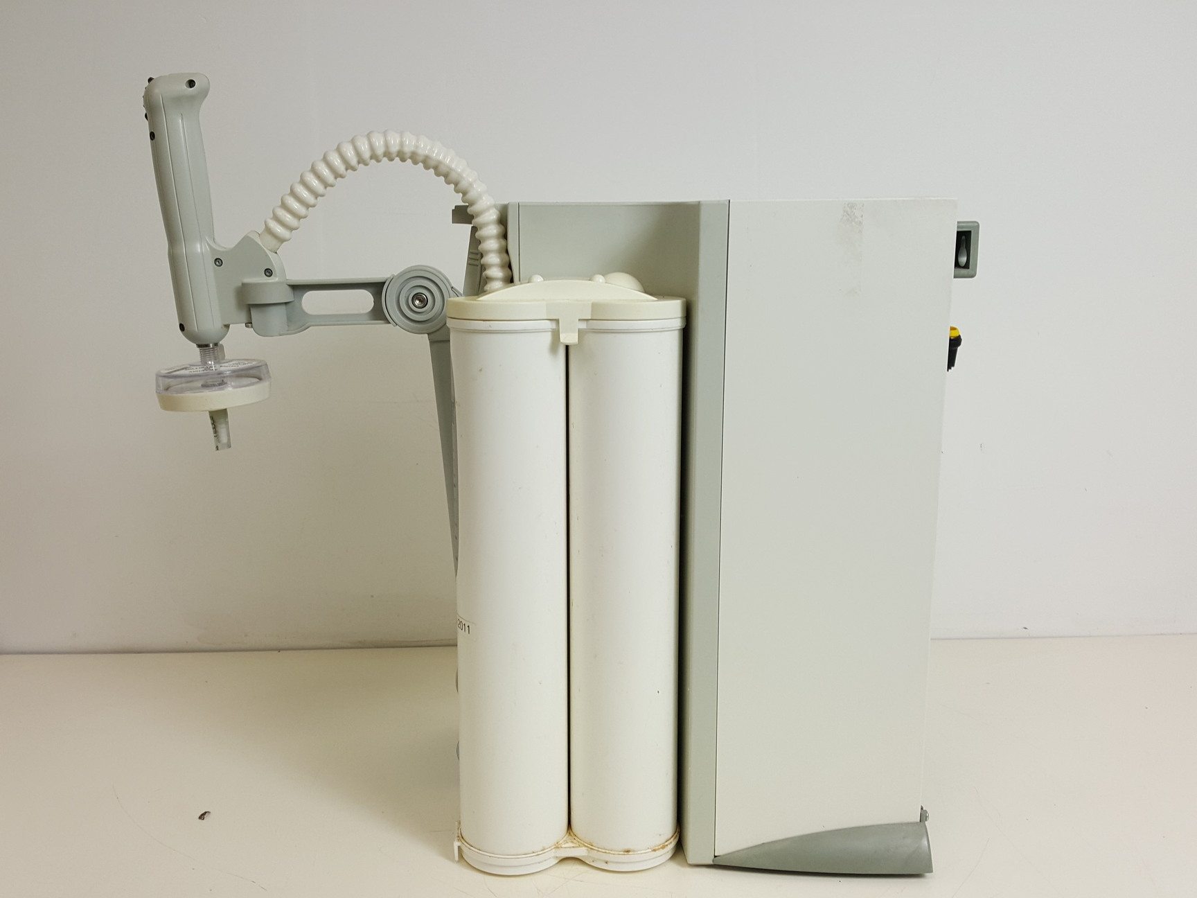 Image of Millipore Milli-Q Academic Water Purification System  Cat no. ZMQS50001 Lab
