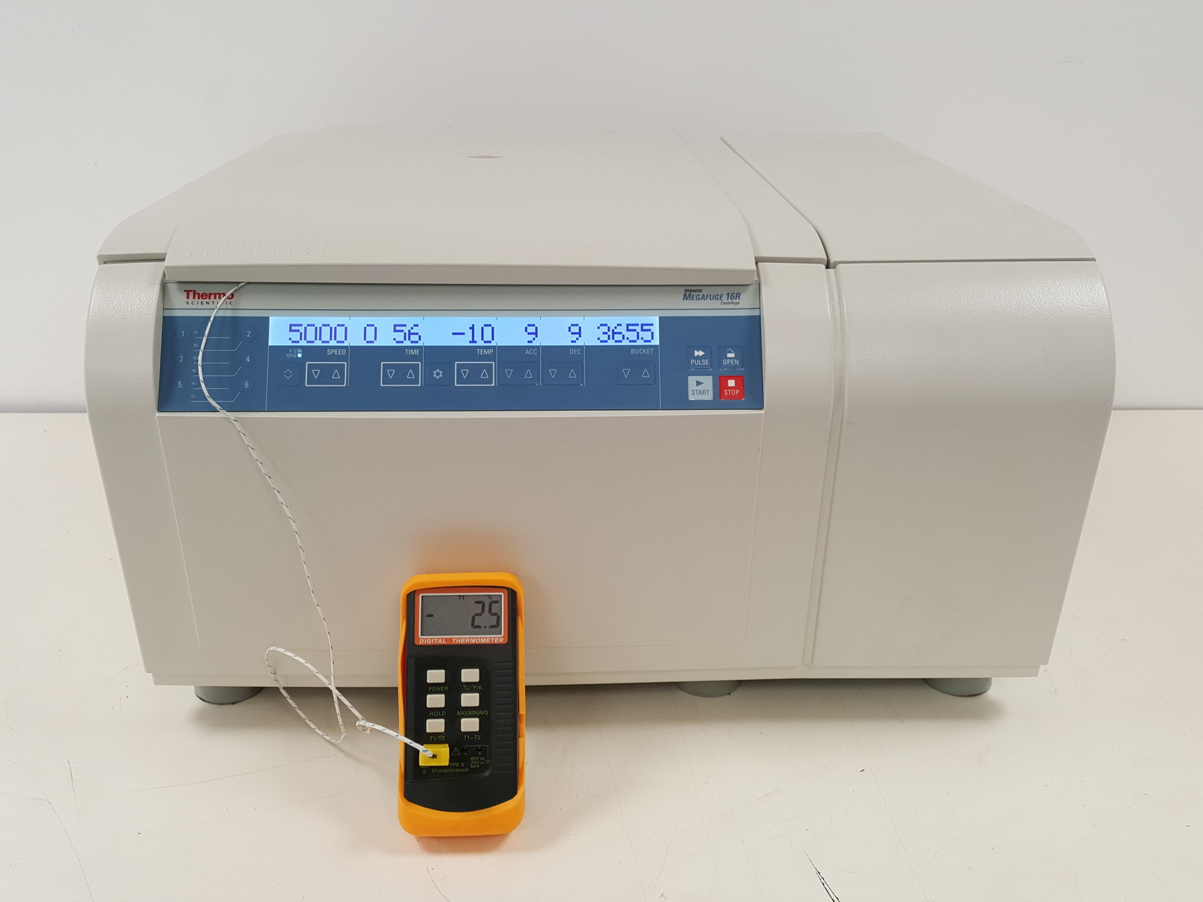 Image of Thermo Scientific Heraeus Megafuge 16R Centrifuge & TX-400 5000rpm Rotor Lab