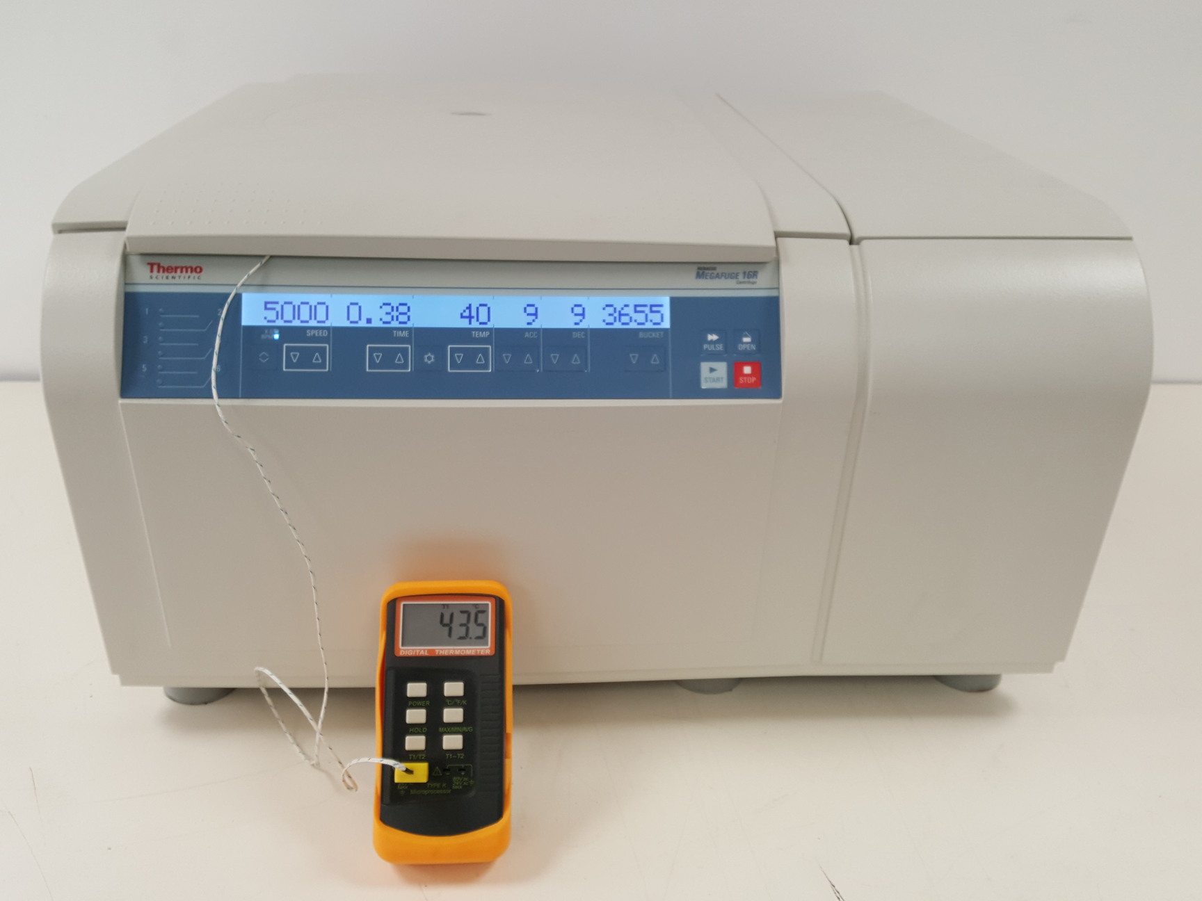 Image of Thermo Scientific Heraeus Megafuge 16R Centrifuge & TX-400 5000rpm Rotor Lab