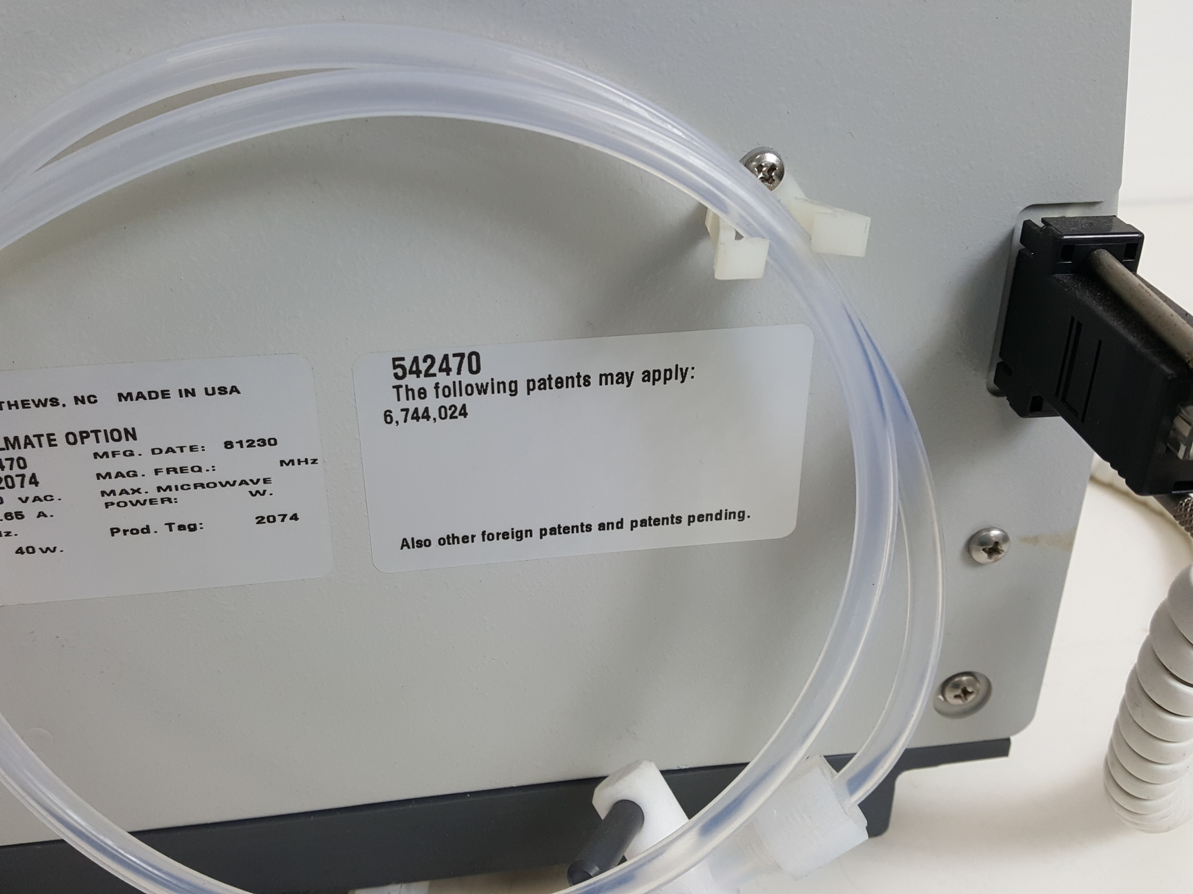 Image of CEM Discover 908010 Microwave Digestion Synthesis System with CoolMate Lab