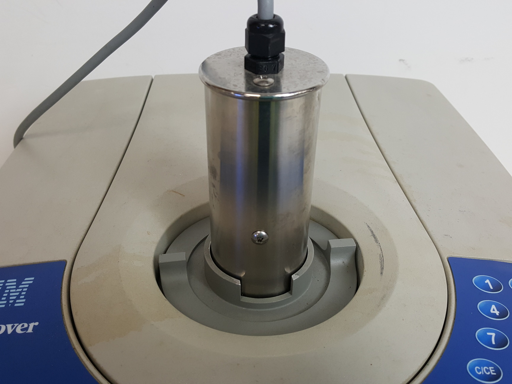 Image of CEM Discover 908010 Microwave Digestion Synthesis System with CoolMate Lab