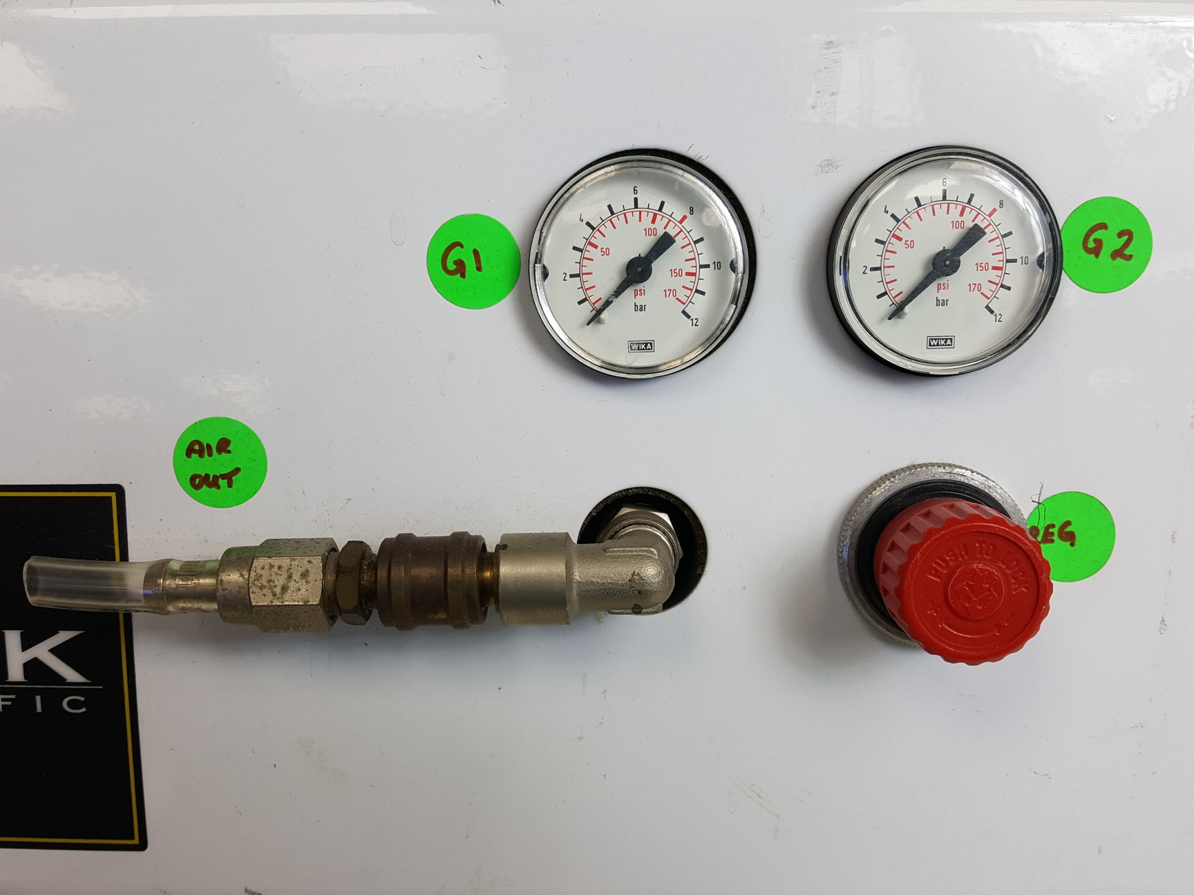 Image of Peak Scientific Air Compressor  Model - C/106 Lab