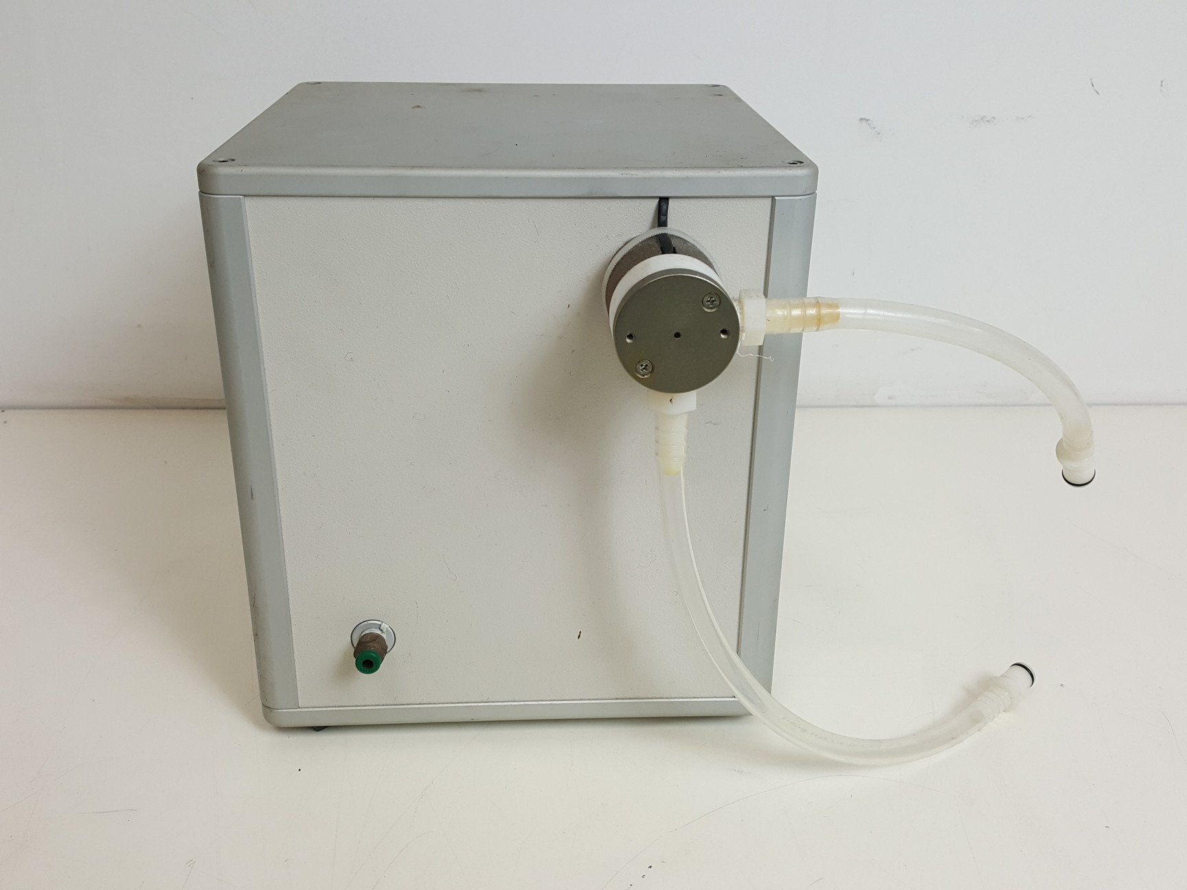 Image of Thermo Scientific Matrix Hydra II Automated Liquid Handling System Lab