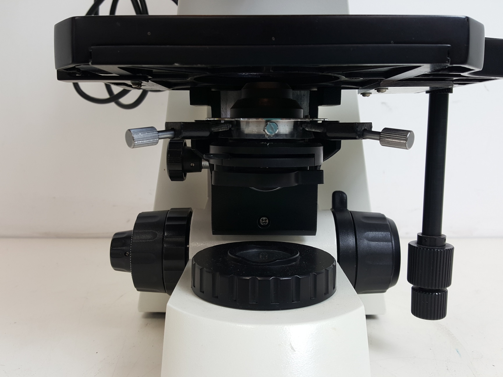 Image of GX Microscopes Trinocular Microscope with Q Imaging QICAM & 4 x Objectives Lab