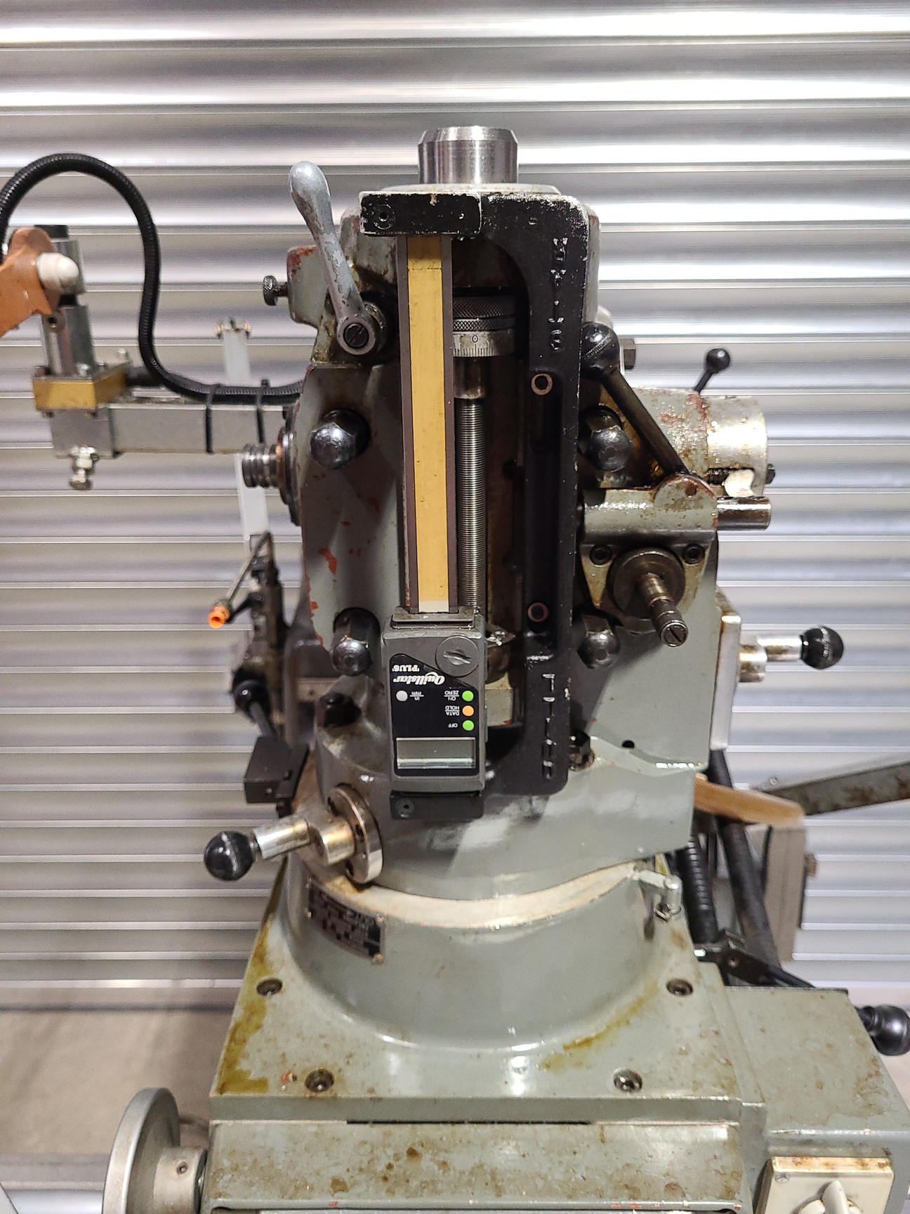 Image of King Rich KR-V2000 Vertical Milling Machine Engineering Workshop + Work Clamps