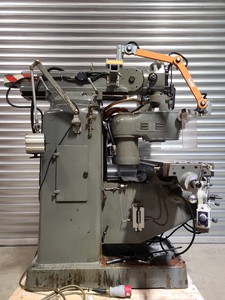 Thumbnail image of King Rich KR-V2000 Vertical Milling Machine Engineering Workshop + Work Clamps