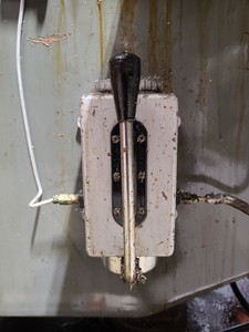 Thumbnail image of King Rich KR-V2000 Vertical Milling Machine Engineering Workshop + Work Clamps