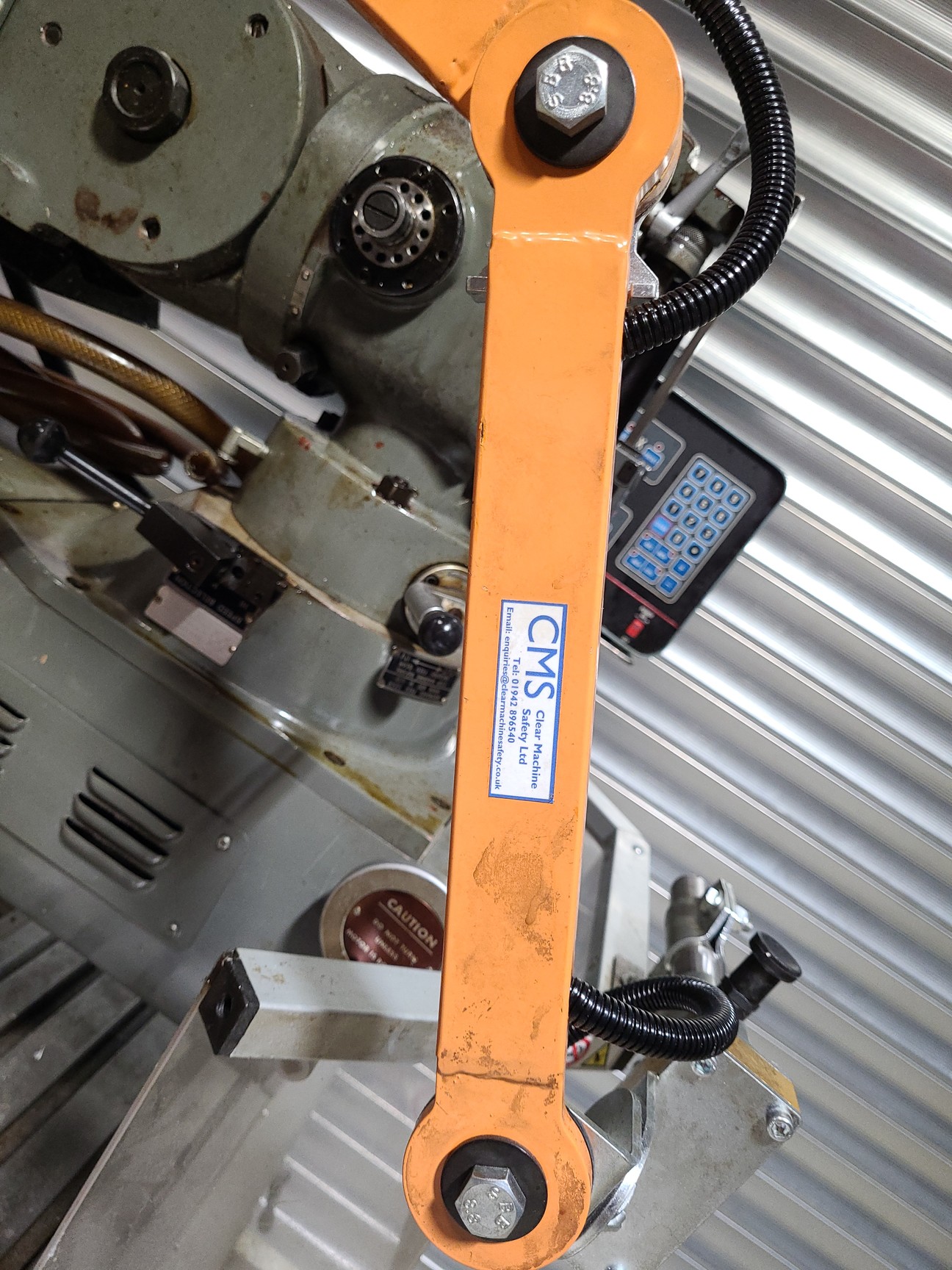 Image of King Rich KR-V2000 Vertical Milling Machine Engineering Workshop + Work Clamps
