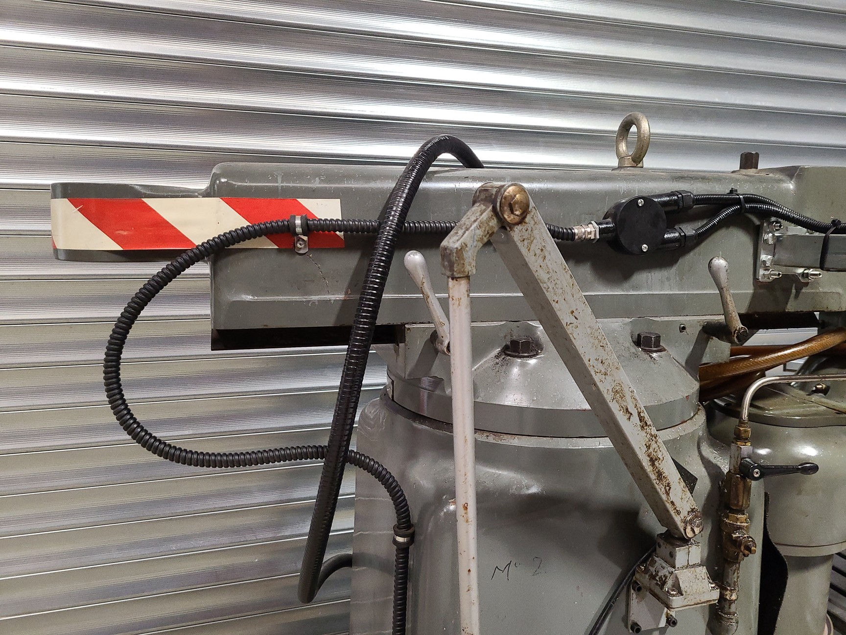 Image of King Rich KR-V2000 Vertical Milling Machine Engineering Workshop + Work Clamps