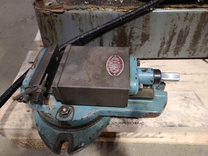 Thumbnail image of King Rich KR-V2000 Vertical Milling Machine Engineering Workshop + Work Clamps