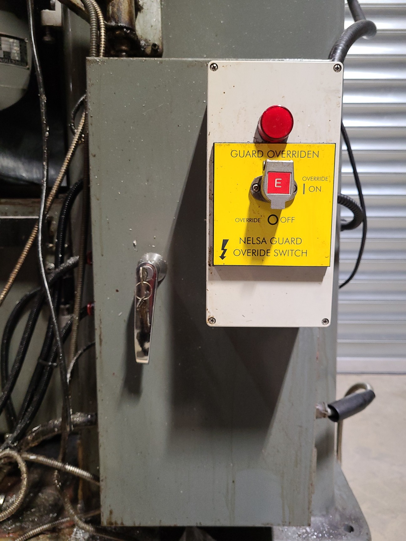 Image of King Rich KR-V2000 Vertical Milling Machine Engineering Workshop + Work Clamps