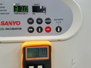 Thumbnail image of Sanyo MCO-18AIC(UV) CO2 Laboratory Incubator Lab
