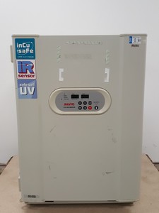 Thumbnail image of Sanyo MCO-18AIC (UV) CO2 Laboratory Incubator Lab