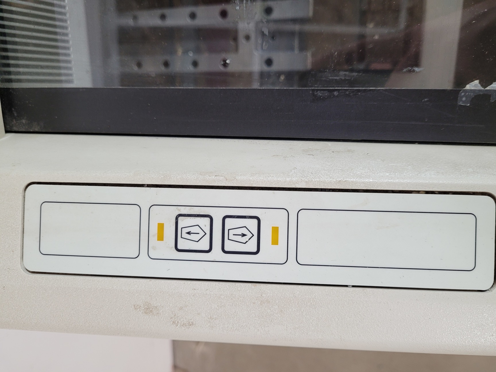Image of Leica CM1900 Cryostat  Model CM 1900-1-1 Microtome Lab Spares/Repairs