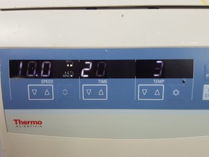 Thumbnail image of Thermo Scientific Heraeus Fresco 17 Benchtop Refrigerated Centrifuge Lab