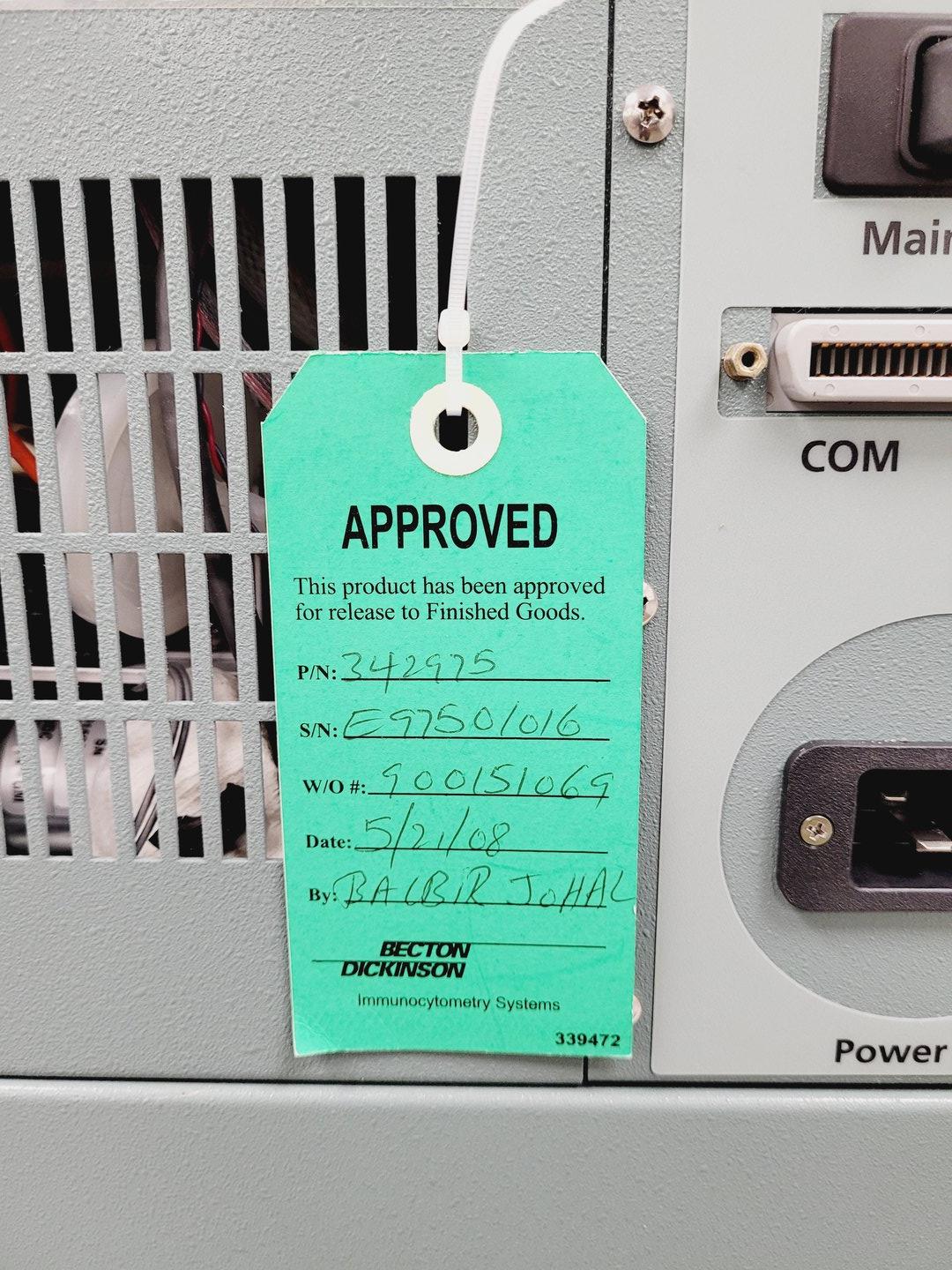 Image of BD FACSCalibur System Flow Cytometer Cell Sorter System Lab