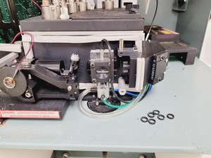 Thumbnail image of BD FACSCalibur System Flow Cytometer Cell Sorter System Lab