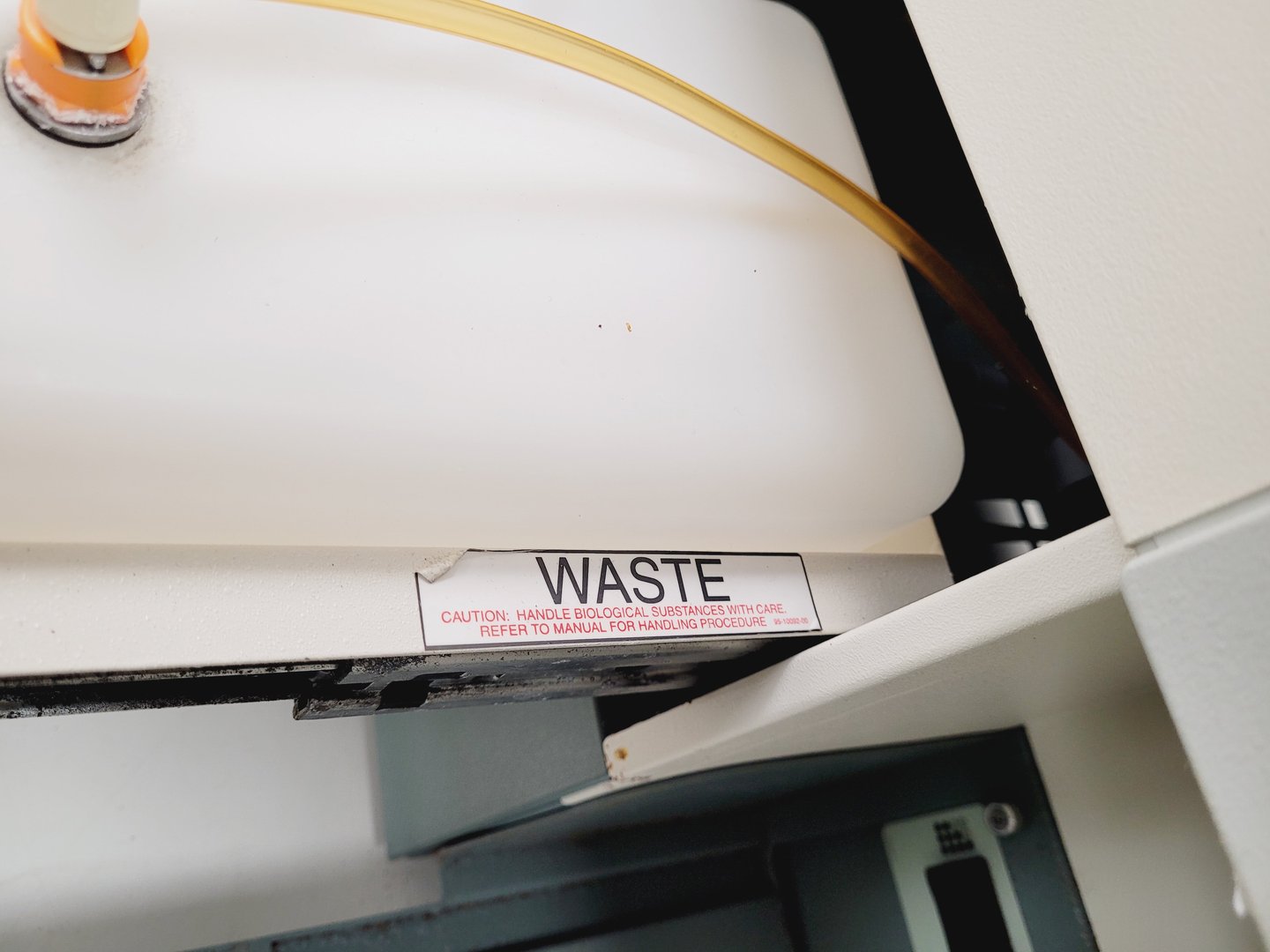 Image of BD FACSCalibur System Flow Cytometer Cell Sorter System Lab