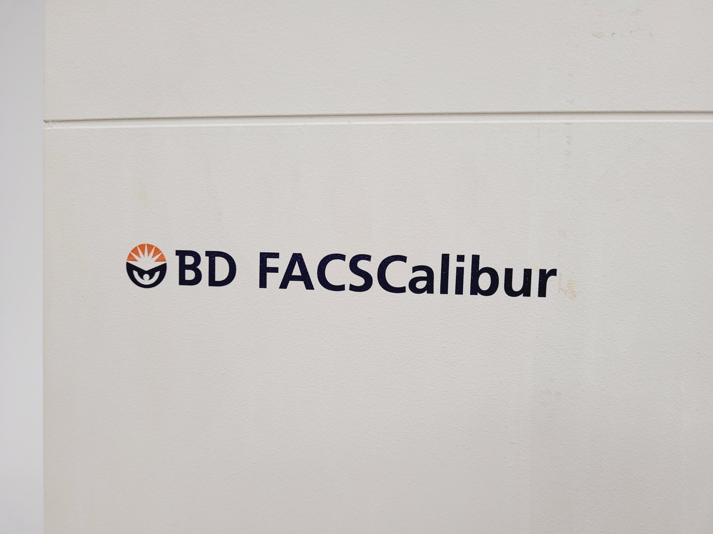Image of BD FACSCalibur System Flow Cytometer Cell Sorter System Lab