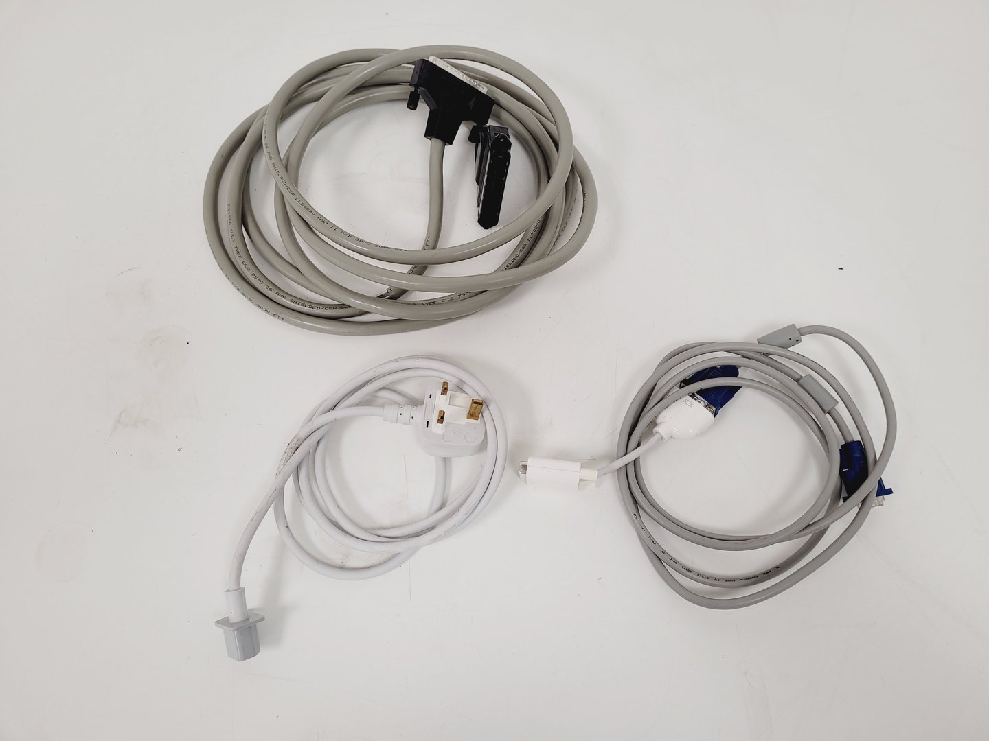 Image of BD FACSCalibur System Flow Cytometer Cell Sorter System Lab
