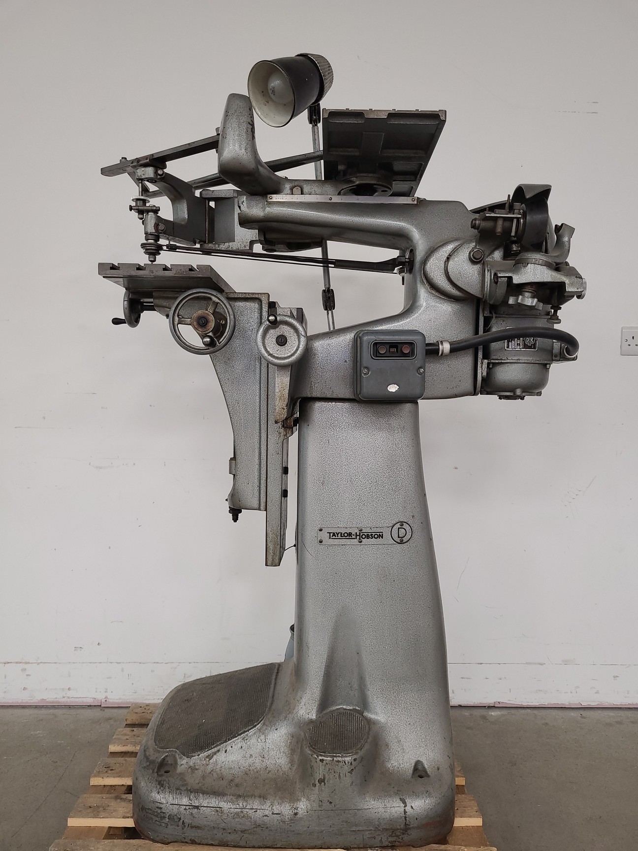 Image of Taylor-Hobson Model D Engraving Machine - Pantograph 