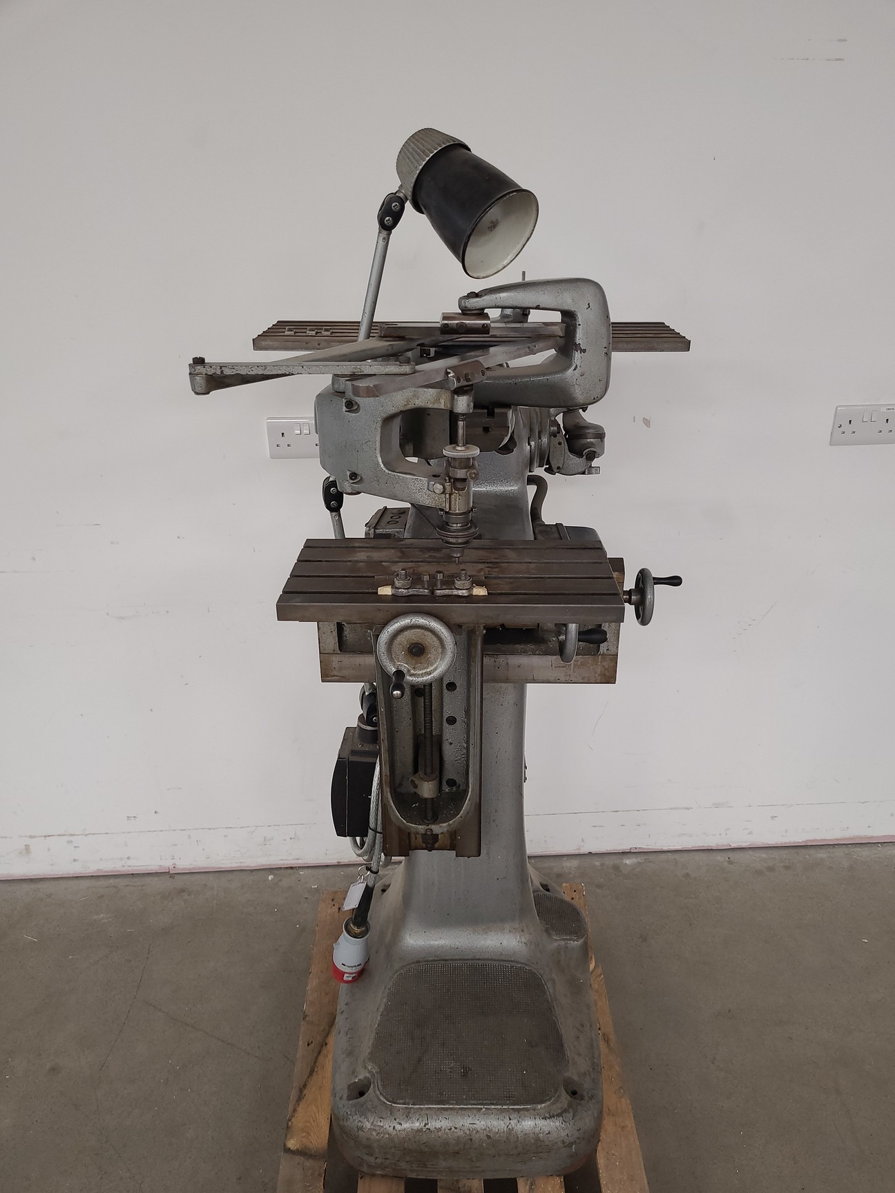 Image of Taylor-Hobson Model D Engraving Machine - Pantograph 