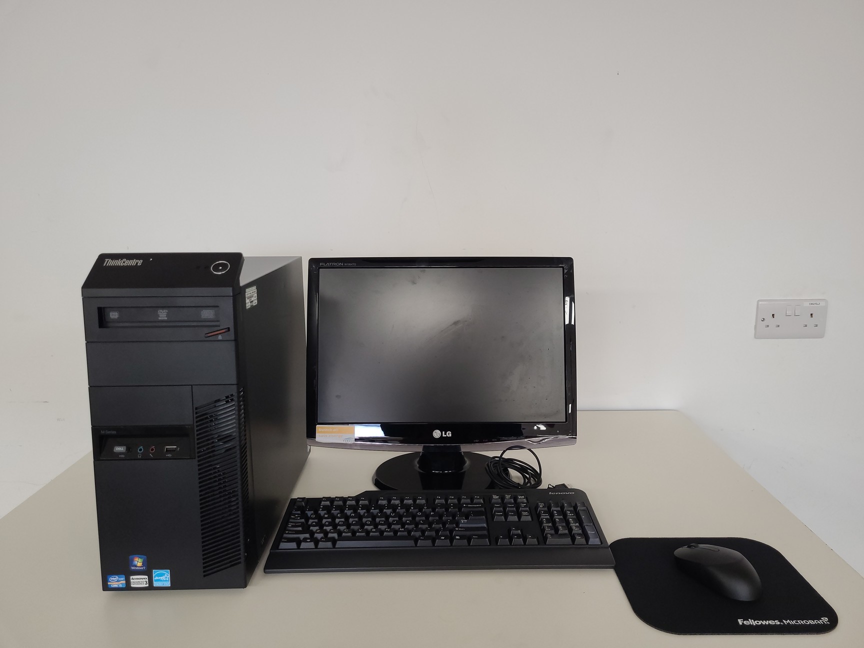 Image of Beckman Coulter Biomek 4000 High Precision Liquid Handling System Lab