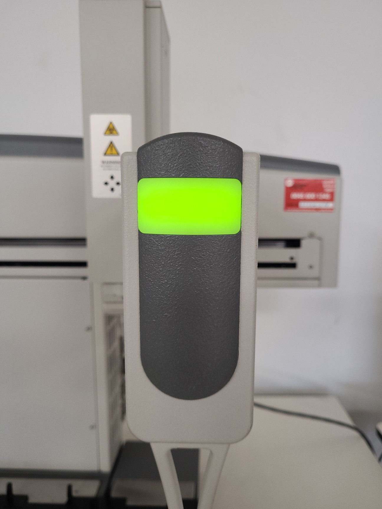 Image of Beckman Coulter Biomek 4000 High Precision Liquid Handling System Lab