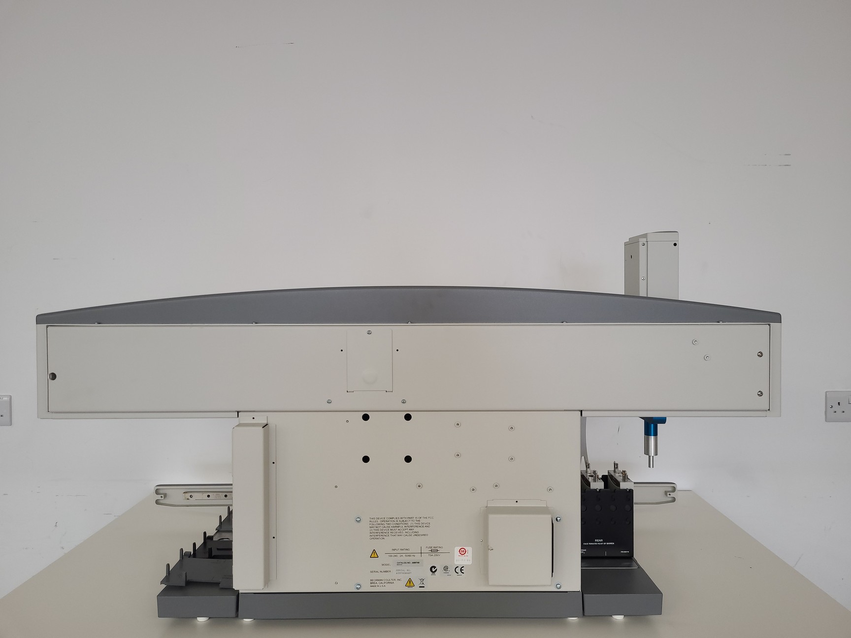 Image of Beckman Coulter Biomek 4000 High Precision Liquid Handling System Lab