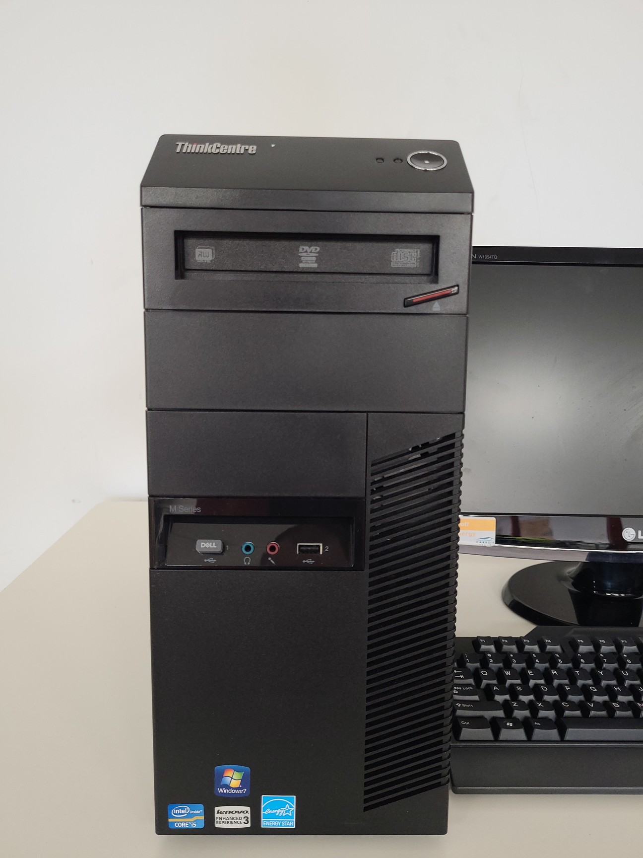 Image of Beckman Coulter Biomek 4000 High Precision Liquid Handling System Lab