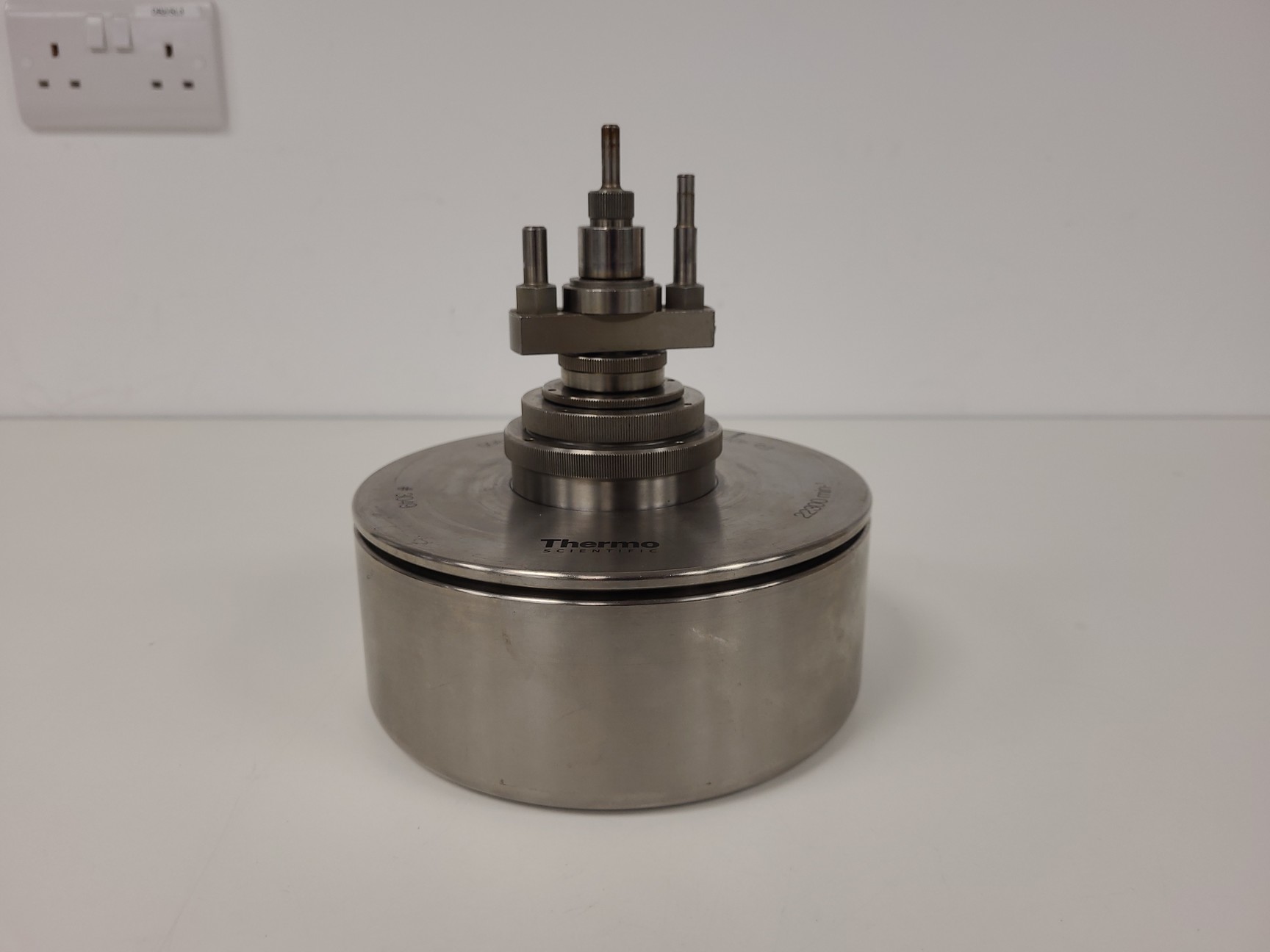 Image of Thermo Scientific Sorvall Contifuge Stratos Centrifuge with 17000rpm Rotor Lab