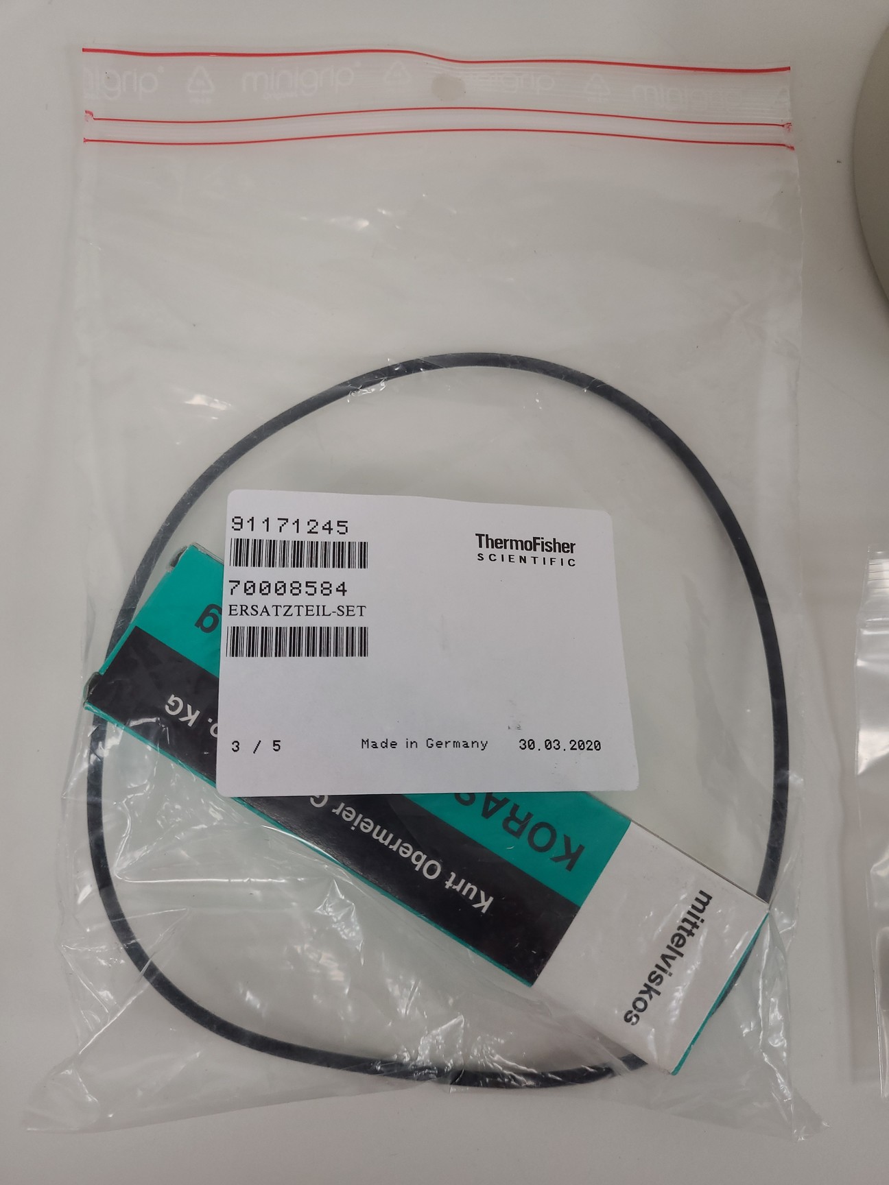 Image of Thermo Scientific Sorvall Contifuge Stratos Centrifuge with 17000rpm Rotor Lab