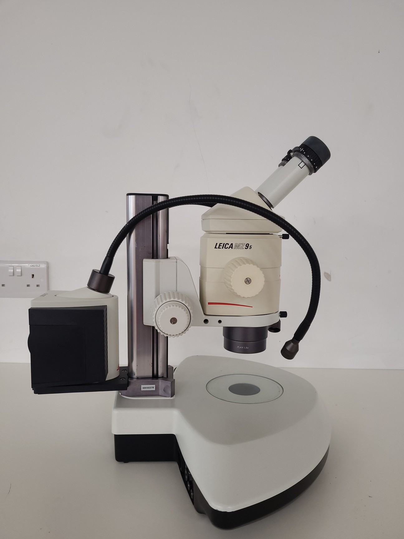 Image of Leica MZ95 High-Performance Stereomicroscope Stereo Zoom Lab