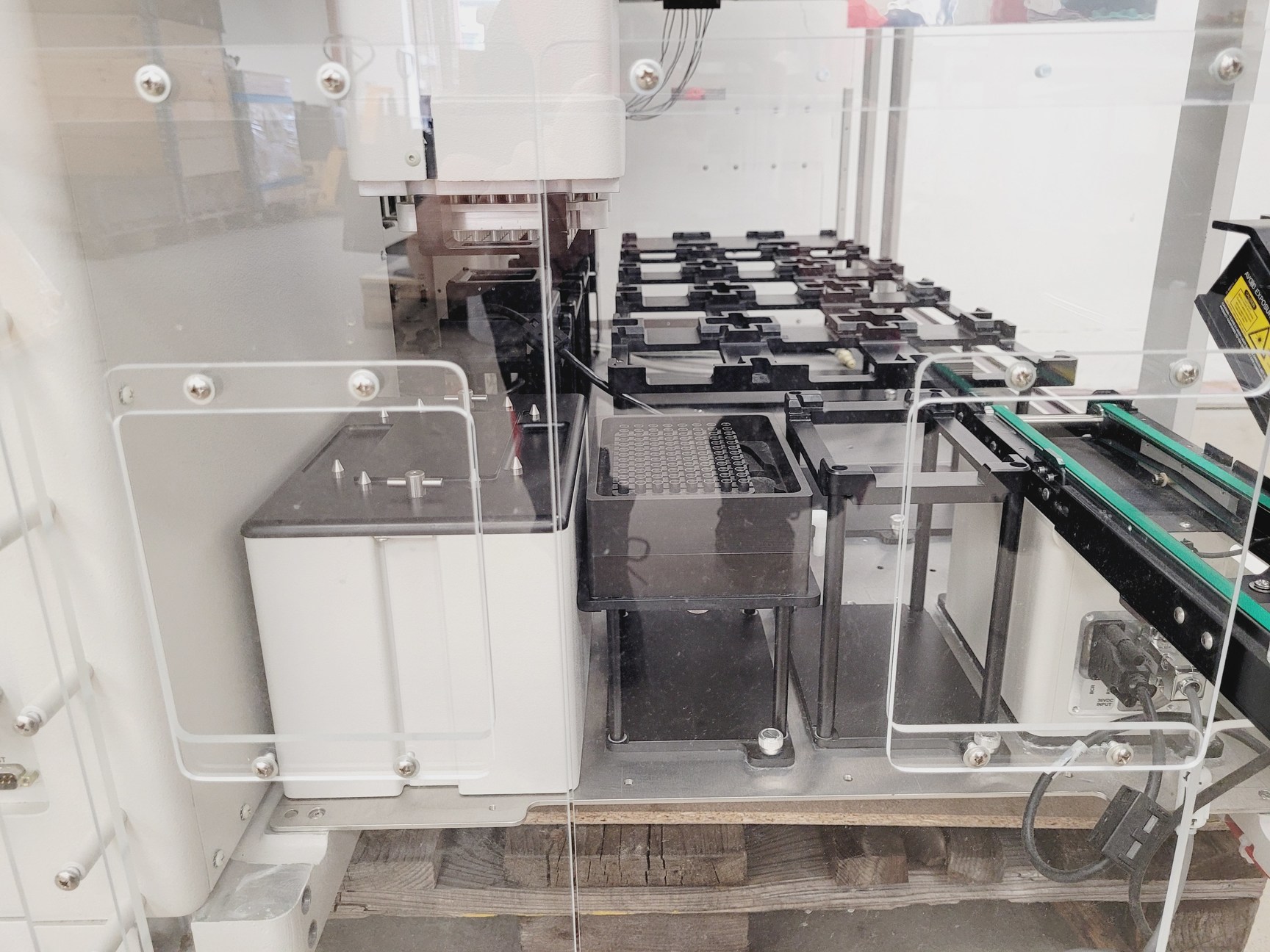 Image of Beckman Coulter Biomek FXP Liquid Handling Robot + Cytomat Microplate Hotel Lab