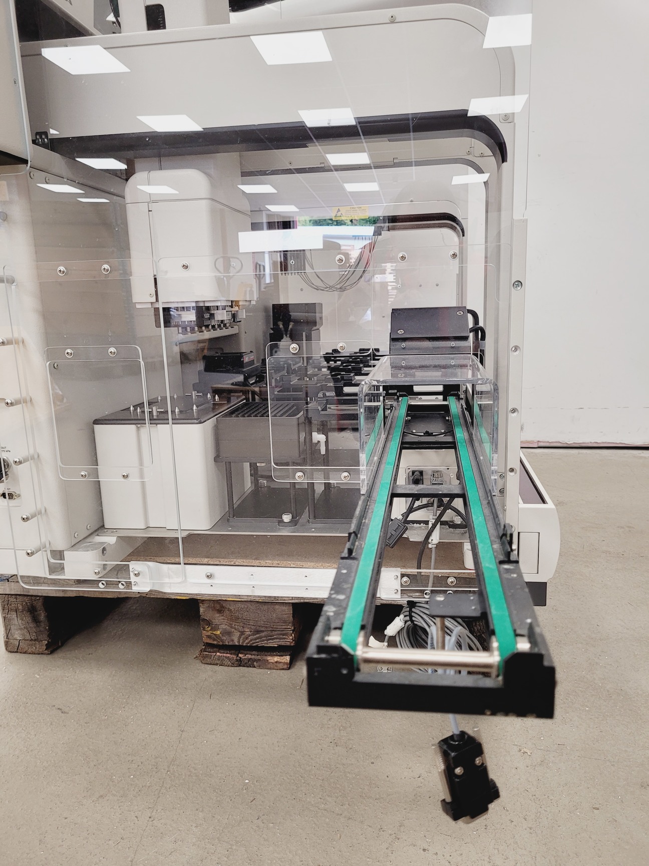 Image of Beckman Coulter Biomek FXP Liquid Handling Robot + Cytomat Microplate Hotel Lab