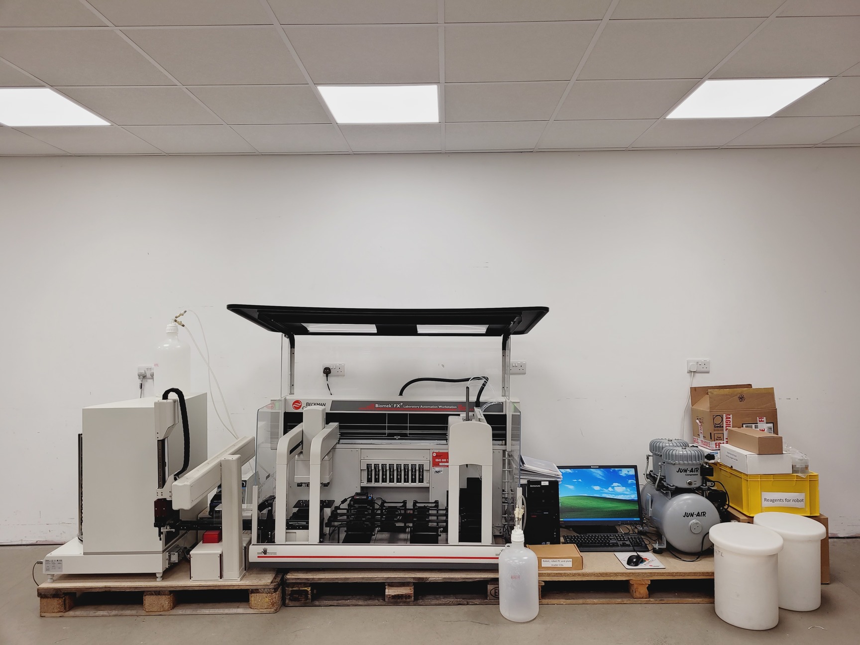 Image of Beckman Coulter Biomek FXP Liquid Handling Robot + Cytomat Microplate Hotel Lab