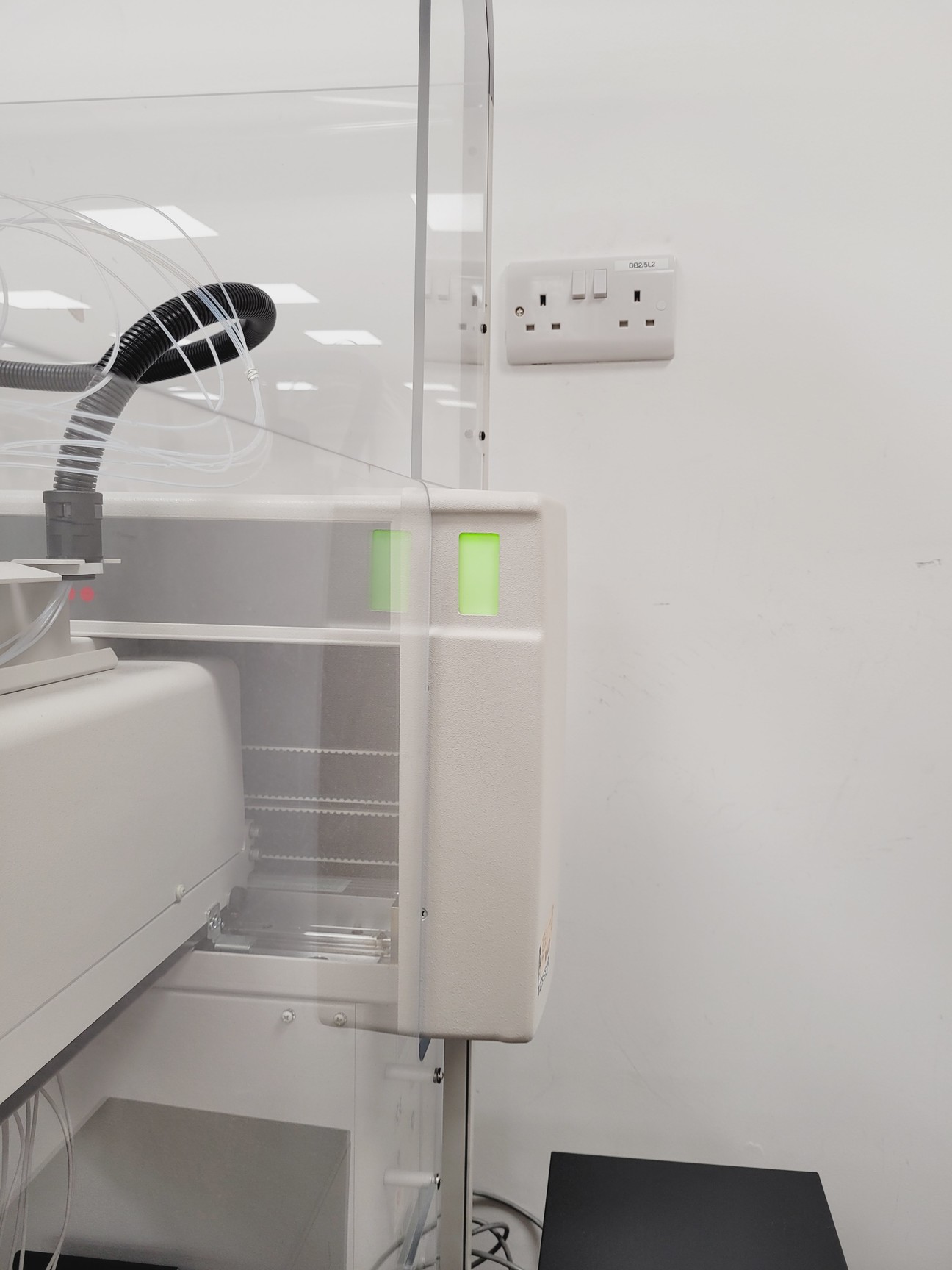 Image of Beckman Coulter Biomek FXP Liquid Handling Robot + Cytomat Microplate Hotel Lab