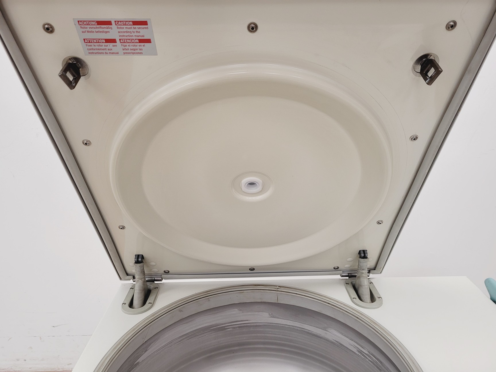 Image of Heraeus Multifuge 3S-R Centrifuge