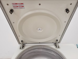 Thumbnail image of Heraeus Multifuge 3S-R Centrifuge