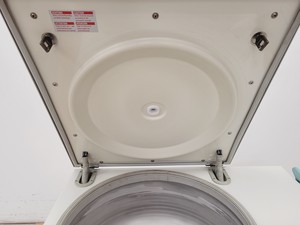 Thumbnail image of Heraeus Multifuge 3S-R Centrifuge