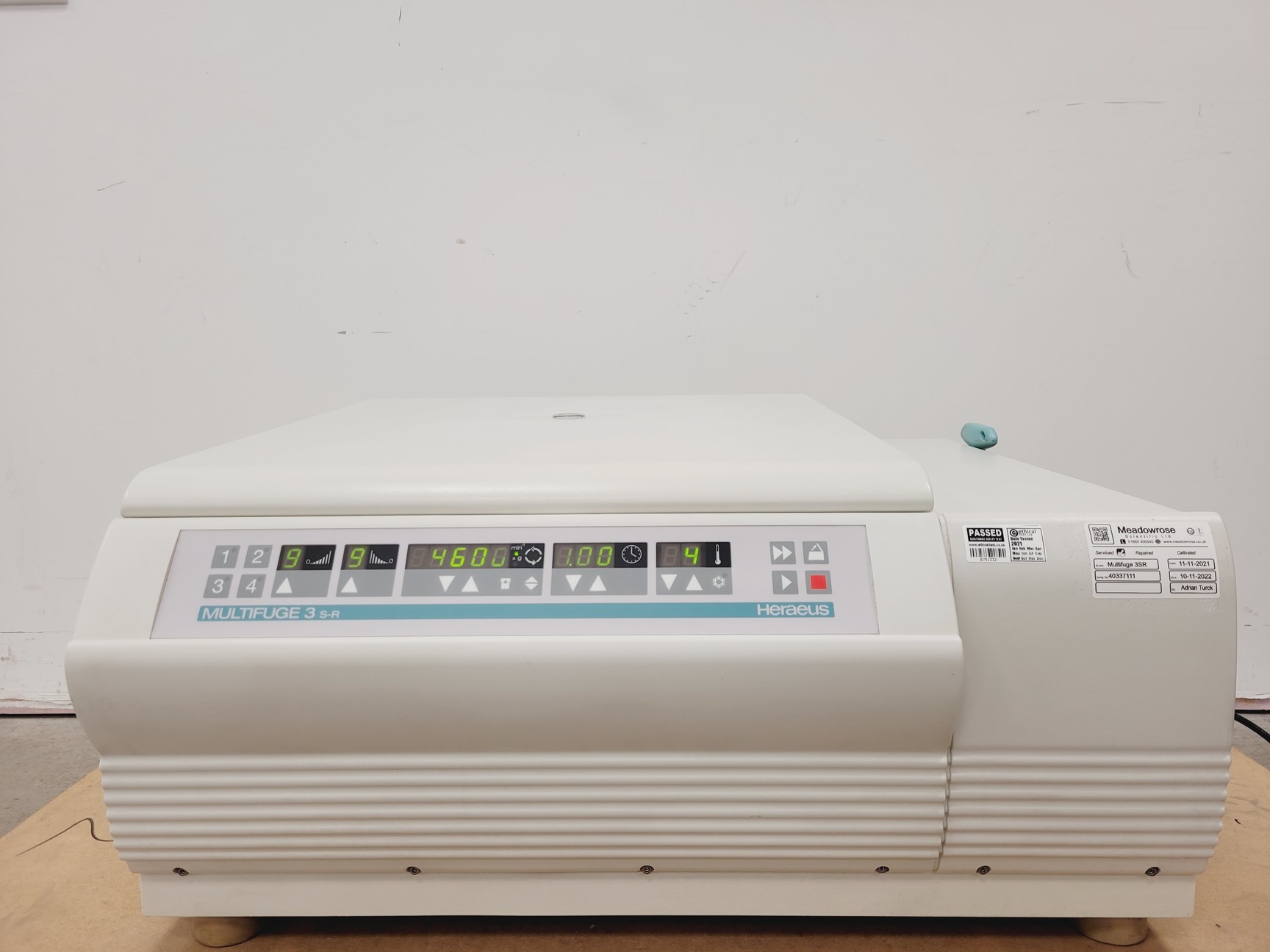 Image of Heraeus Multifuge 3S-R Centrifuge