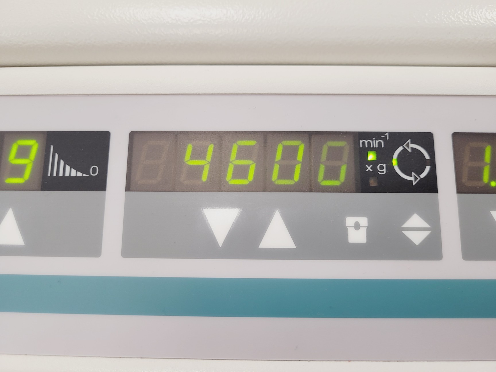 Image of Heraeus Multifuge 3S-R Centrifuge
