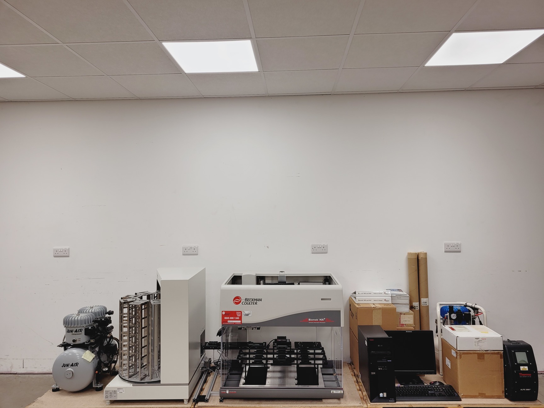 Image of Beckman Coulter Biomek NXp Automated Liquid Handling Robot Bigneat Clean Air Lab