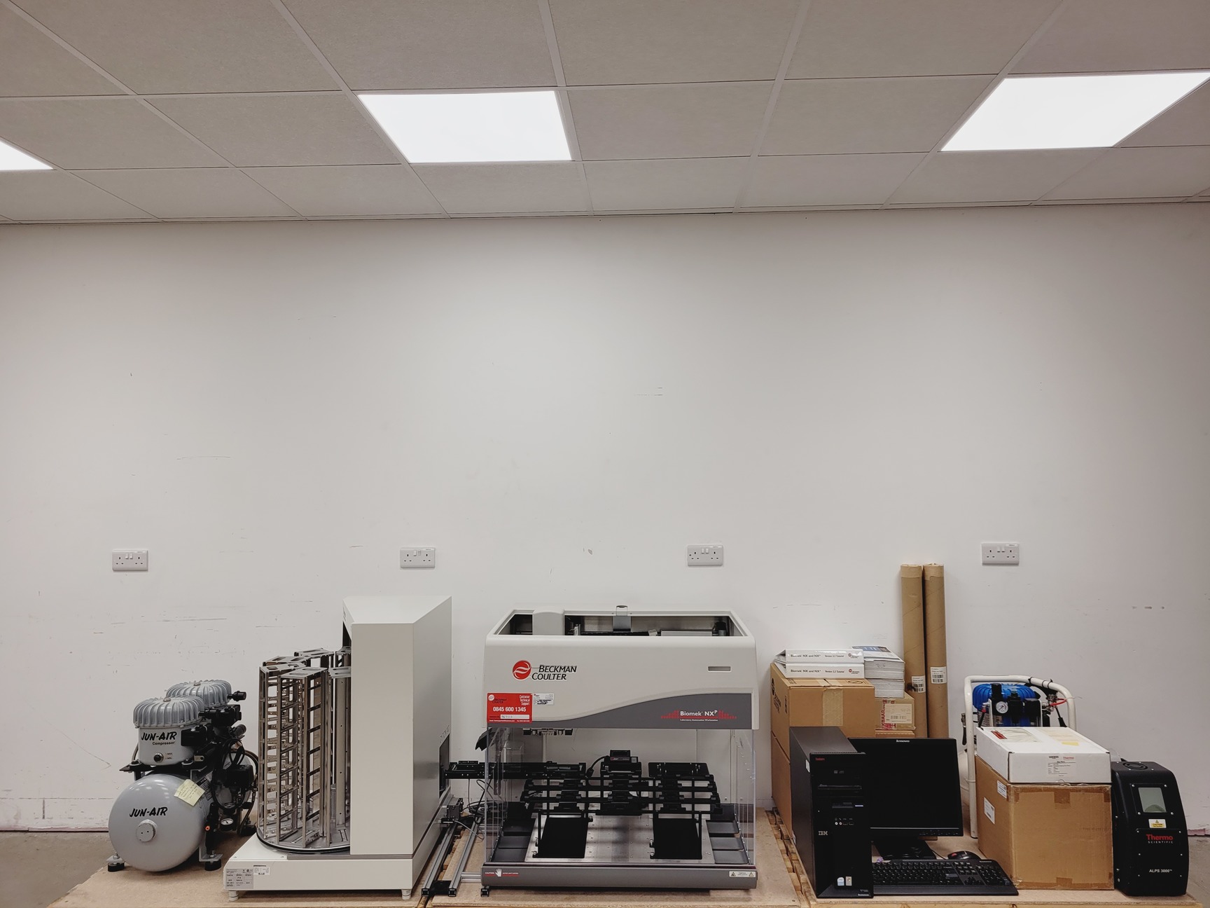 Image of Beckman Coulter Biomek NXp Automated Liquid Handling Robot Bigneat Clean Air Lab