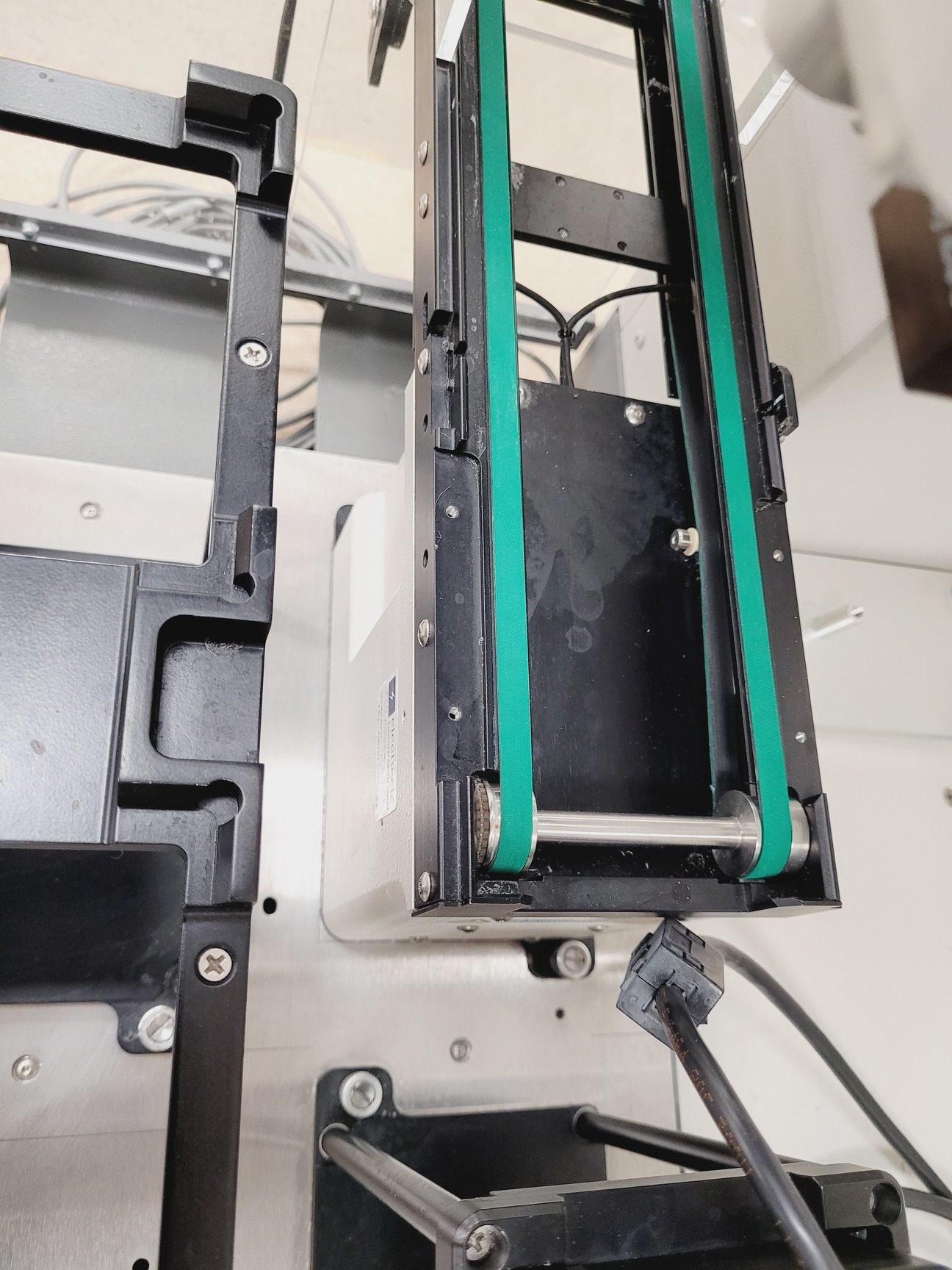 Image of Beckman Coulter Biomek NXp Automated Liquid Handling Robot Bigneat Clean Air Lab