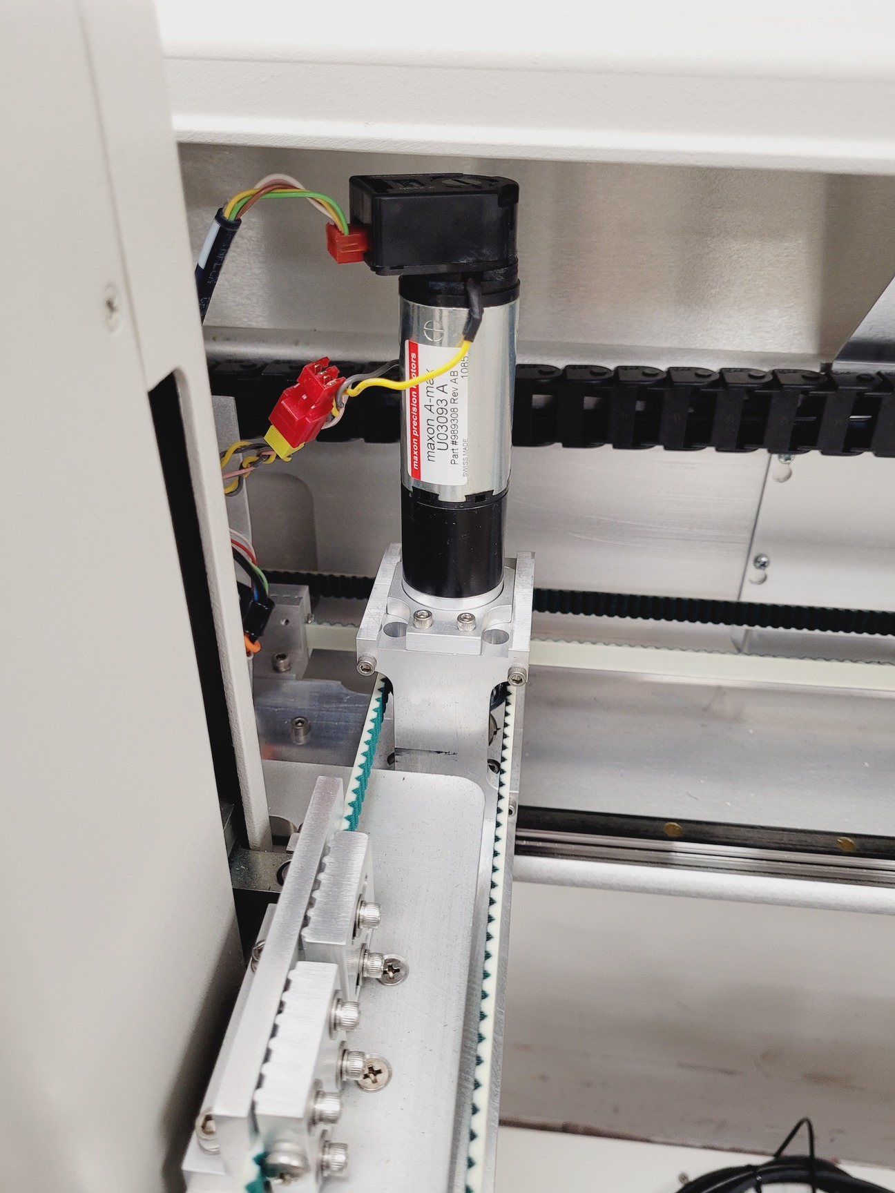 Image of Beckman Coulter Biomek NXp Automated Liquid Handling Robot Bigneat Clean Air Lab