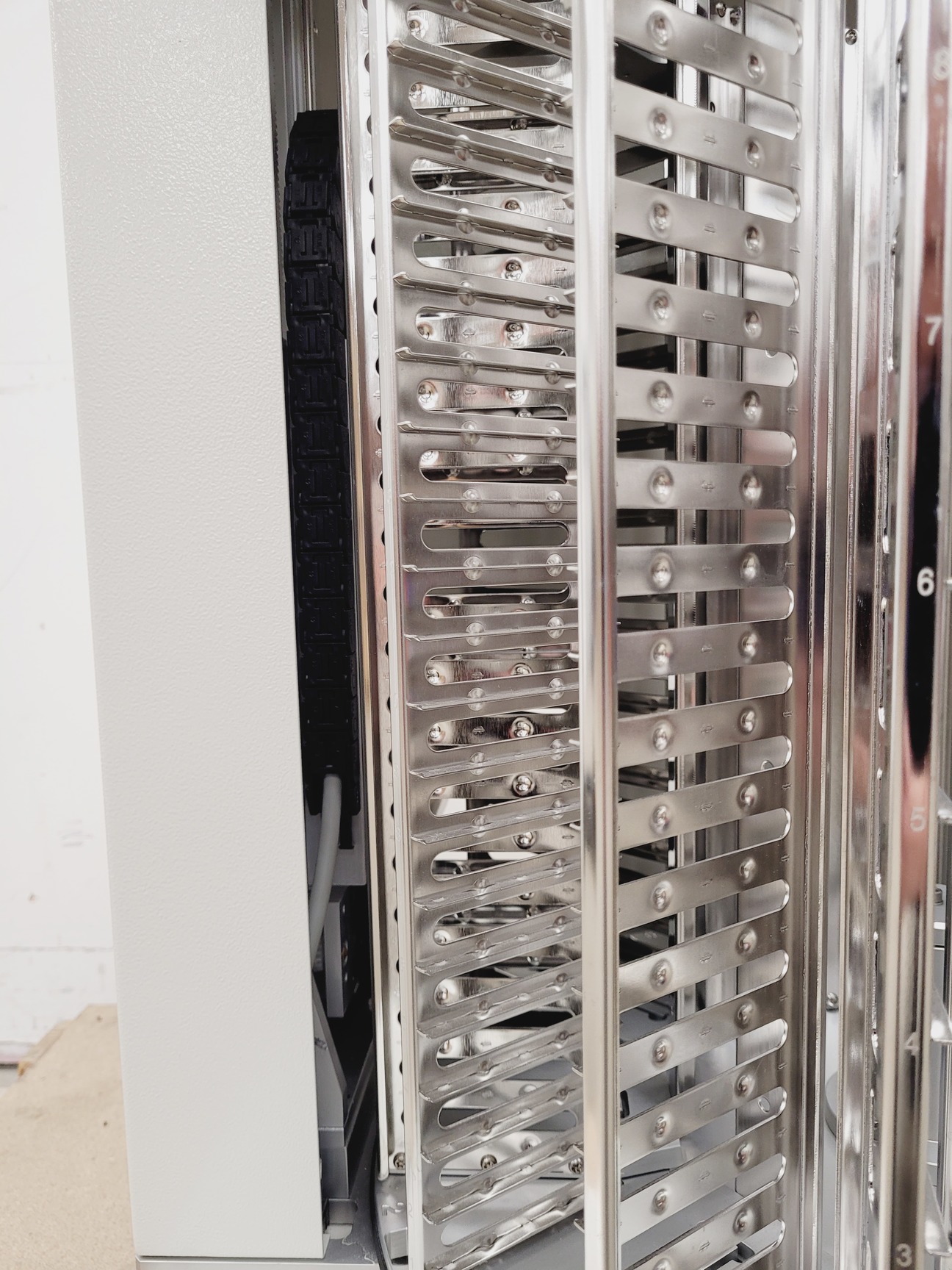 Image of Beckman Coulter Biomek NXp Automated Liquid Handling Robot Bigneat Clean Air Lab