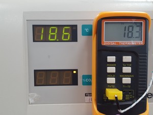 Thumbnail image of Heraeus HeraCell & HeraCell 150 CO2 Laboratory Incubator Stack Lab