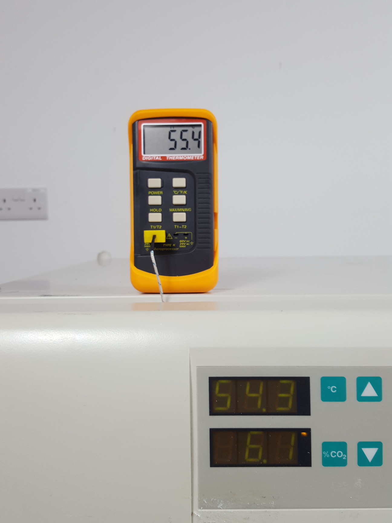 Image of Heraeus HeraCell & HeraCell 150 CO2 Laboratory Incubator Stack Lab
